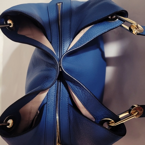 Michael Kors Handbag - Picture 7 of 13